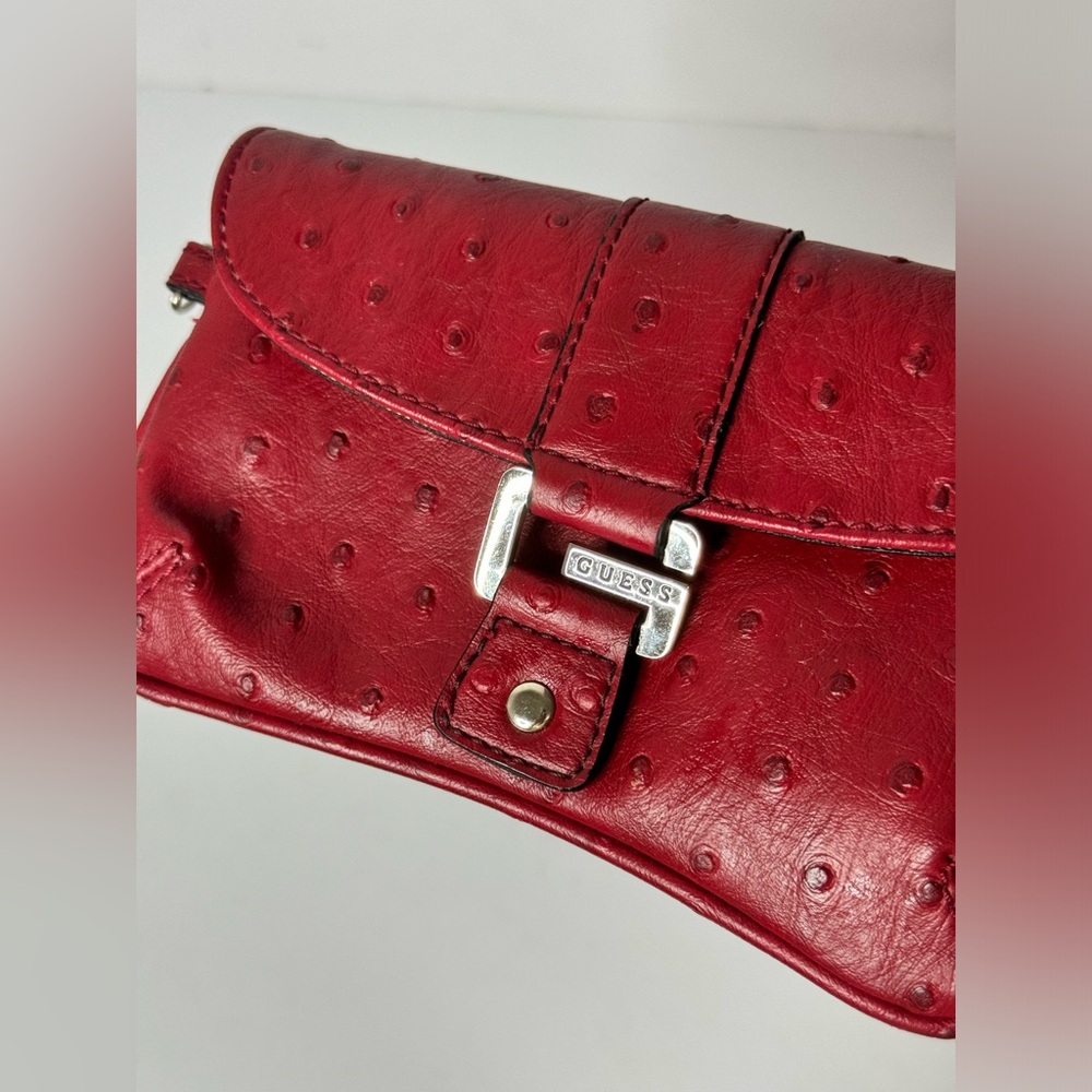 Guess Vintage Wristlet Red Y2K - Picture 3 of 8